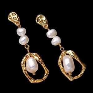 ✨18k GP Beautiful Baroque Pearl Dangling Earrings Hypoallergenic